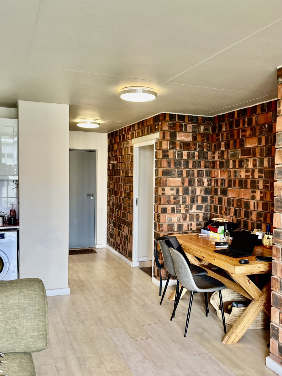 2 Bedroom Property for Sale in Observatory Western Cape